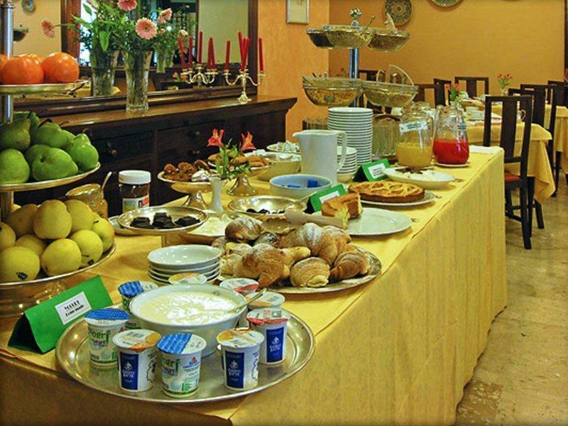Hotel San Francesco Assisi Luaran gambar