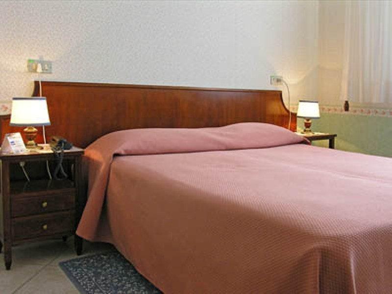 Hotel San Francesco Assisi Luaran gambar