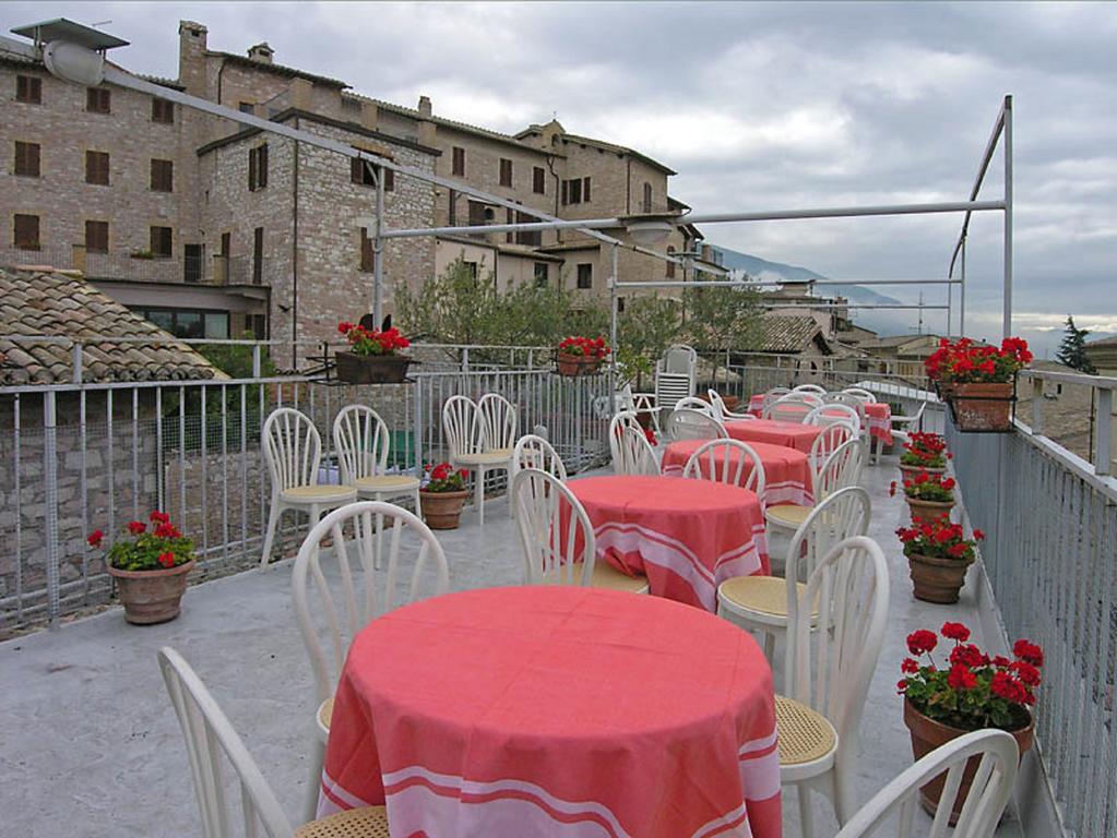 Hotel San Francesco Assisi Luaran gambar