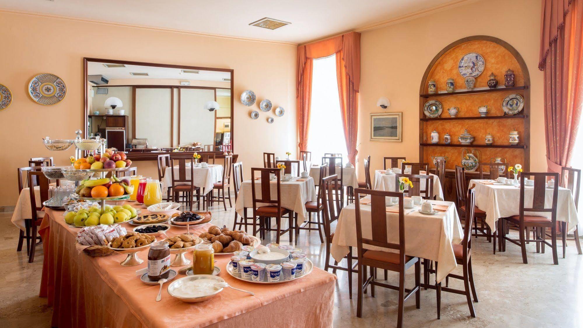 Hotel San Francesco Assisi Luaran gambar