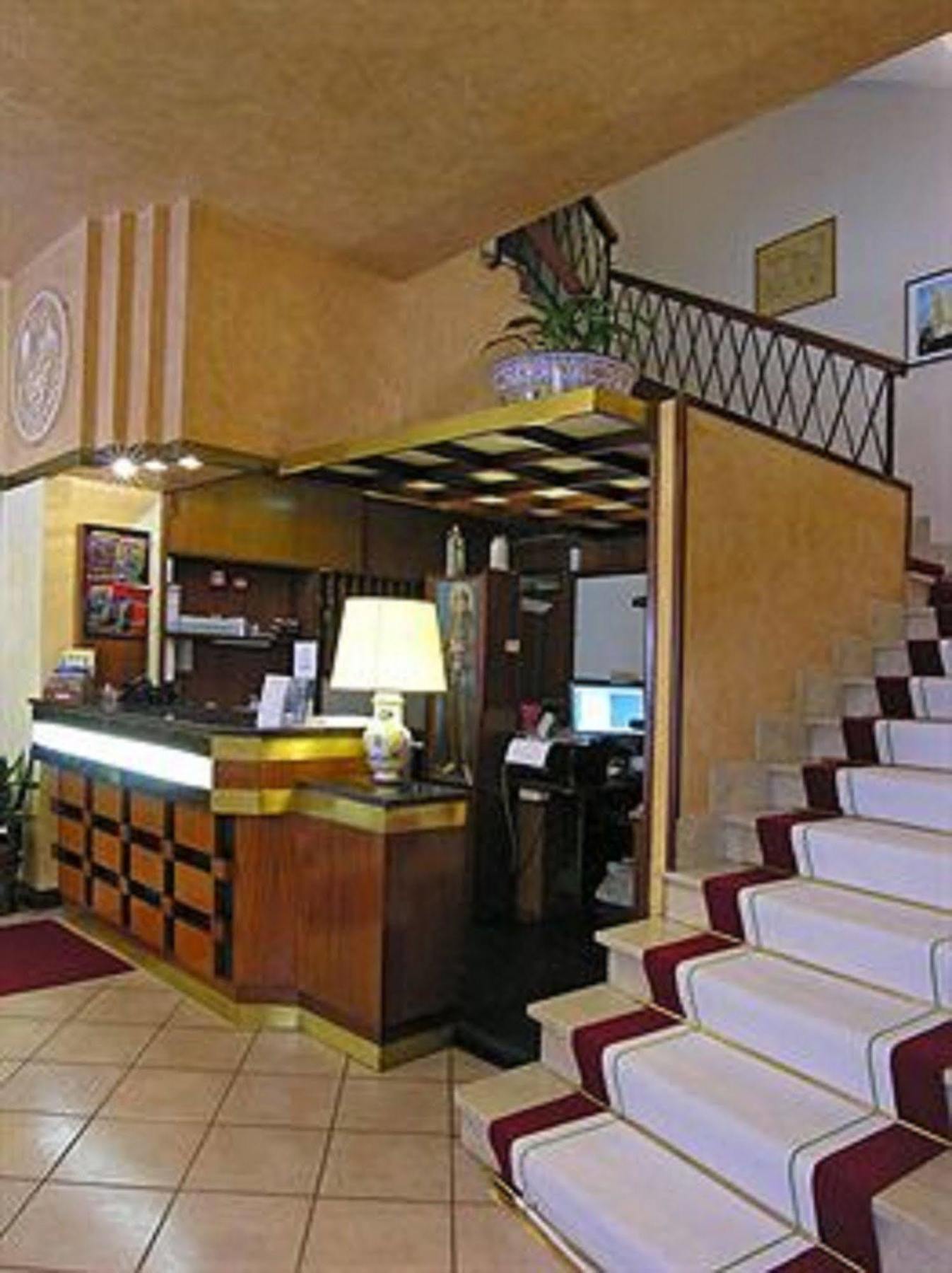 Hotel San Francesco Assisi Luaran gambar