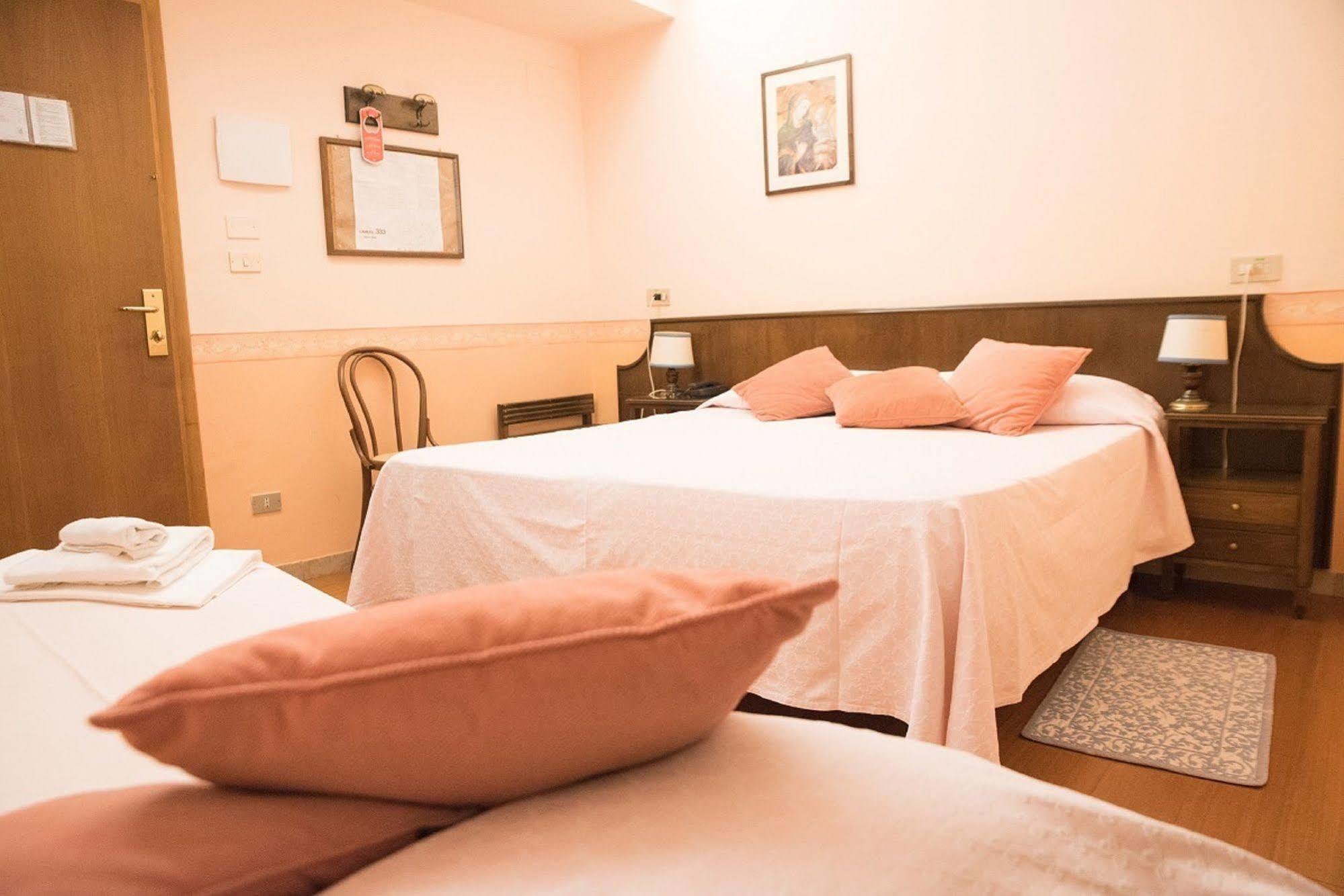 Hotel San Francesco Assisi Luaran gambar