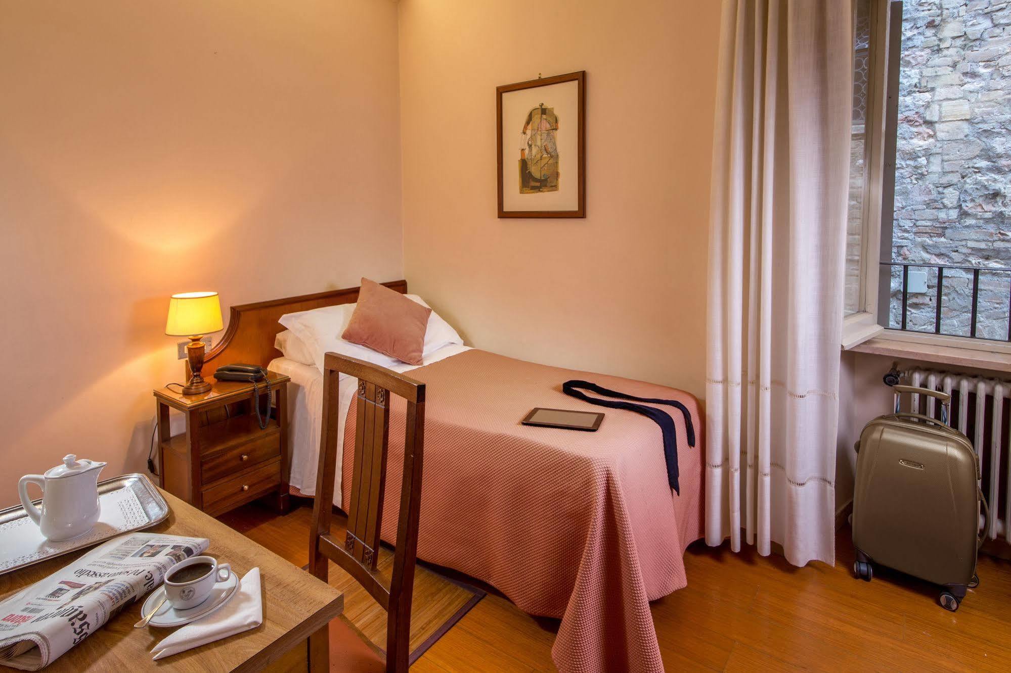 Hotel San Francesco Assisi Luaran gambar