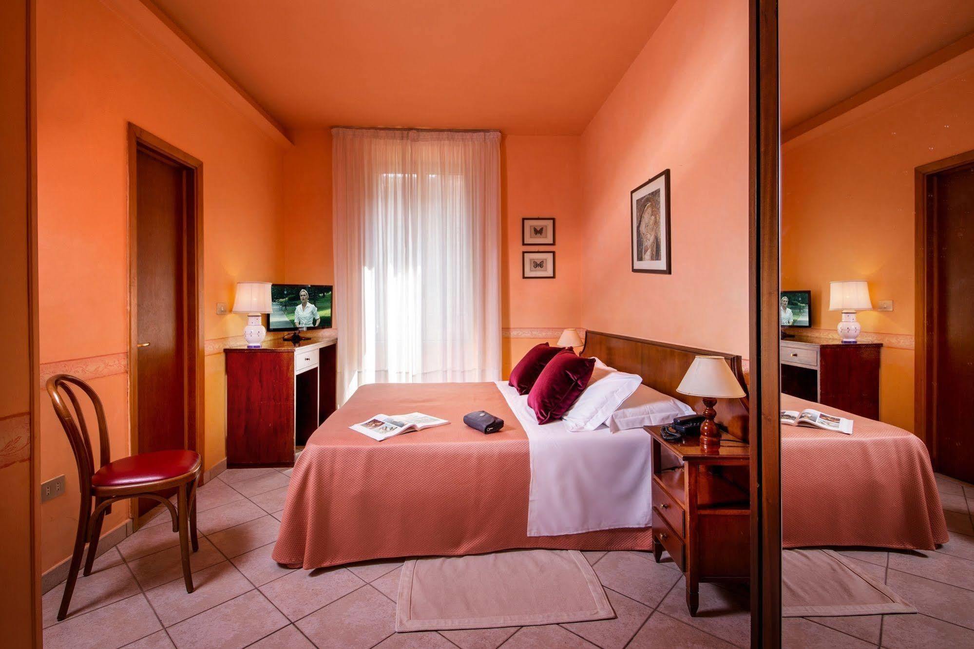 Hotel San Francesco Assisi Luaran gambar
