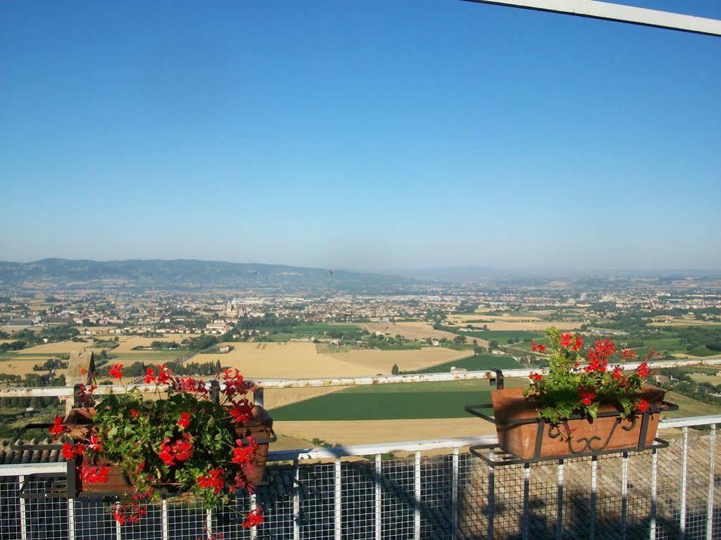 Hotel San Francesco Assisi Luaran gambar