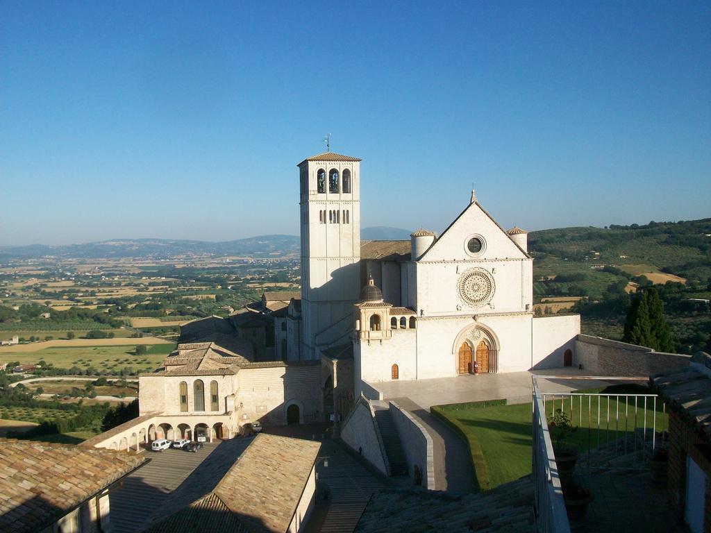 Hotel San Francesco Assisi Luaran gambar