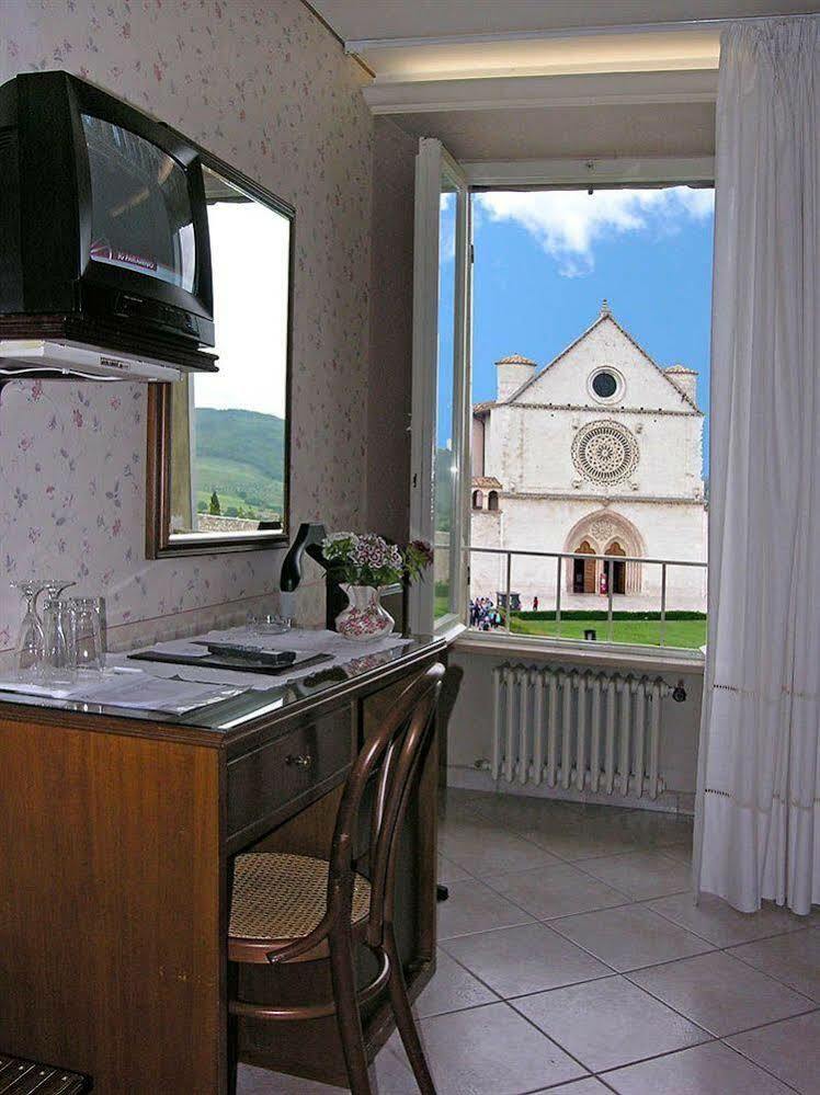 Hotel San Francesco Assisi Luaran gambar